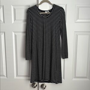 Striped Black and White Long Sleeve Tee Shirt Dress